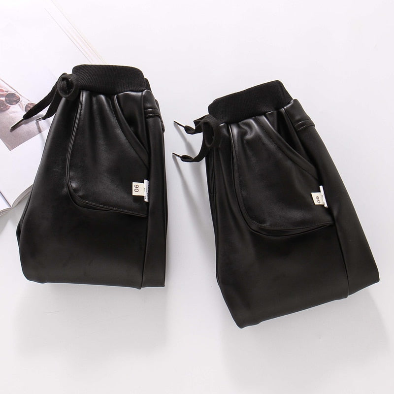 Magical Feelings Leather Look Pants